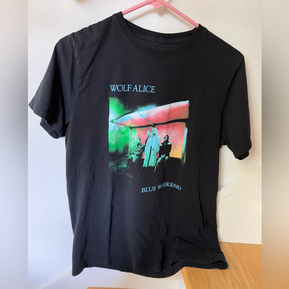 Wolf Alice “Blue Weekend” album medium T-Shirt in black